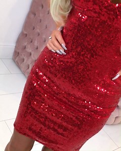 4.9K views · 113 reactions | ❤️✨ DARE TO DAZZLE ❤️✨ It doesn't get much more NYE than this  Shop here >>> https://goo.gl/FdP16q | Pink Boutique | Facebook