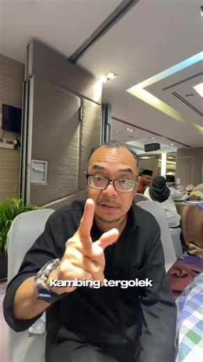 🌙 Ramadan dah nak dekat! Hampa dah cari belum tempat berbuka puasa? 🤔 Tak payah pening-pening fikir, mai saja berbuka puasa di Vouk Gegar Bazaar Ramadan 2.0 ✨ Pelbagai pilihan menu, suasana meriah, puas hati satu keluarga! 🔥 Early bird price masih available So cepat-cepat booking sebelum habis! 📲 WhatsApp: 016-741 5083 Jumpa hampa di Vouk! 😋🌙