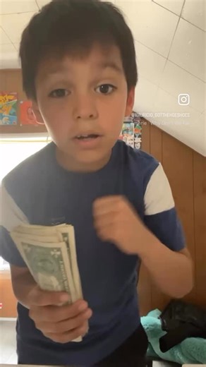 7ha7ru7h ✨ on Instagram: "I be in feelings running a bag… cause who finna be broke & sad.. *mmcht * not meeeeeee殺螺"