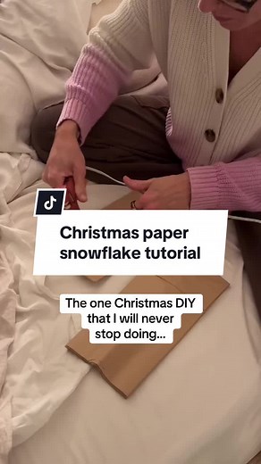 Christmas Paper Snowflake DIY Tutorial