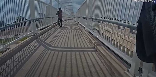 HPD releases bodycam video of machete-wielding man being shot by Houston officer after robbing Family Dollar