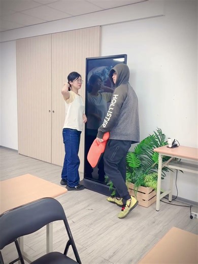 #搞笑日常 #搞笑 # #宇澄生技 上班族 這下尷尬了🫢