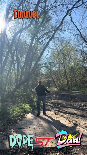 What a cool dude! Dopest dad, that’s my guy! #DiscGolf #Goplay #dopestdad #outside #nicethrow