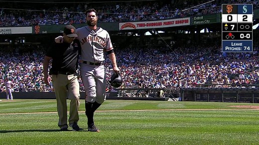 Belt deja el juego con una lesión en la rodilla