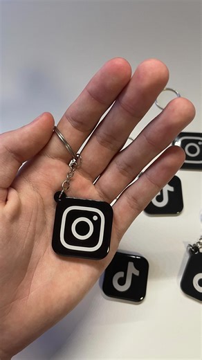 3D Printing | Startup | Custom Design | Instagram NFC keychains #nfc #businesscards #bambulab #bussiness #nfckeychains #fyp #viral #v #viralvideo #viralreelsvideo❤️ #viralpost... | Instagram