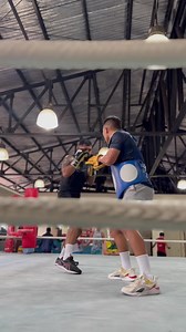 Mitts workout with coach Mario Fernandez🇵🇭🔥💪🏾 #EM #hardwork #motivated #focused #goal | Eumir Marcial