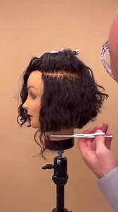 Classic curly bob from @evanjosephcurls 😍🎯 • “✂️The Classic Curly Bob:💡 “Natural Graduation” is an amazing tool and reason to cut curly hair in it’s natural state. In traditional wet or straight haircutting you would need to lift the hair out from the head to create graduation. Doing it this way is a one size fits all approach that isn’t tailored to the individuals unique texture”. | Hairbrained