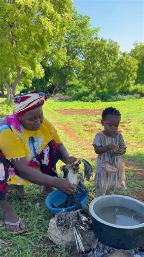 Authentic Chicken prep: African village life#shortsfeed #villagelife #africa #food #chicken
