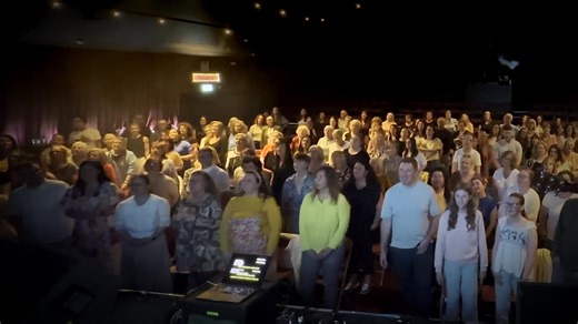 Ireland seems to know the secret chord. A Choir! of 250 friends and strangers in Drogheda sing Hallelujah. It was the first stop on our current tour, and Drogheda didn’t disappoint. Ireland, we love you… And Leonard, everyone loves you…🇨🇦🇮🇪 Limerick, Galway Dublin… you’re next! | CHOIR CHOIR CHOIR
