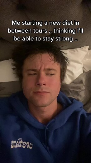 AlecBenjamin (@alecbenjamin)’s videos with Devil Doesn’t Bargain - Alec Benjamin