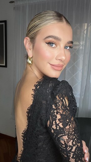 Clizia Incorvaia on Instagram: "Ready for the fashion show 廉"