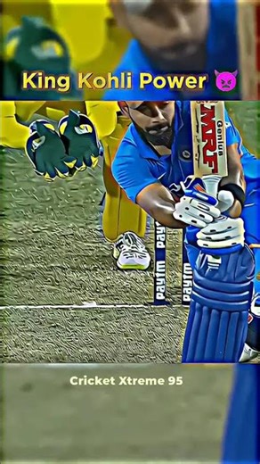 angry kohli on bowler😡#dhoni