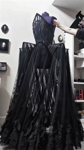 Forma Obscura on Instagram: "Swoosh test - can she Swoosh? You tell me 🥺🖤 the Cathedral Gown, she looks so structured and heavy but is so light and flowy, and the skirt is like a dream 🖤 I wanted something that would hold incredible shape but also appear to float across the catwalk. . . #fashiondesign #fashiondesigner #fashionstudent #conceptualfashion #sewing #fashion #patternmaking #architecturalfashion #aesthetic #highfashion #fashion #metgalafashion #avantgarde"