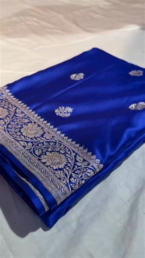 The Surreal Store on Instagram: "Premium Mashru Katan Silk Banarasi Saree With Rich Brocade Pallu and Floral Jacquard Borders Price - ₹4999 Freeshipping SKU Code- Add on Customisations Blouse Stitching- 799 Ready to Wear- 499 Place Order on Our Website - www.thesurrealstore.com For order or query Kindly DM and WhatsApp us on 8470936793 #saree #sareefashion #banarasisaree #designersaree #mashrukatan"