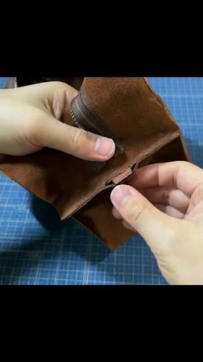 Making a Mini Shoulder Bag / Free Pattern #shorts