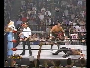 Mongo w Debra McMichael Vs The Barbarian -28/4/97-