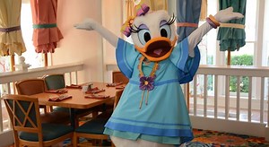 Minnie’s Beach Bash Breakfast Splashing Back into Cape May Café | Chip and Company