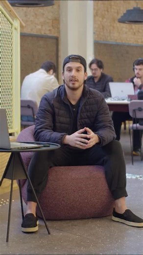 Instituto de Tecnologia e Liderança on Instagram: "Os projetos, as empresas e as soluções são reais. Aqui você aprende e aplica o conteúdo na prática, entendendo cada etapa do aprendizado. A metodolodia PBL te desafia a ir além, unindo tecnologia, negócios e liderança em um currículo inovador e eficiente. Se você busca por uma faculdade que une teoria e prática, então o Inteli é pra você. Não perca essa oportunidade de estar entre os melhores. #Inteli #Graduação #Tecnologia"