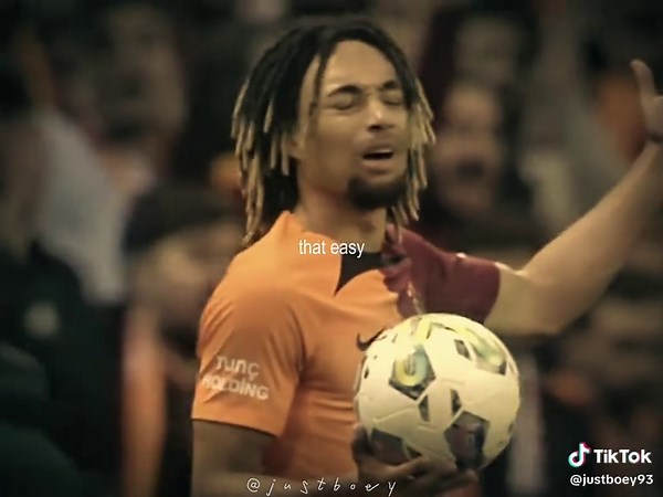 Sacha Boey's Lat Spread Technique Explained