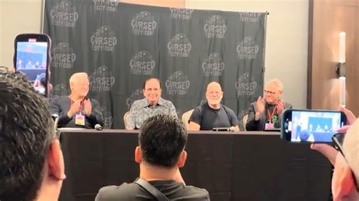 26 reactions | The Goosebumps Crew introduces R.L. Stine and friends...