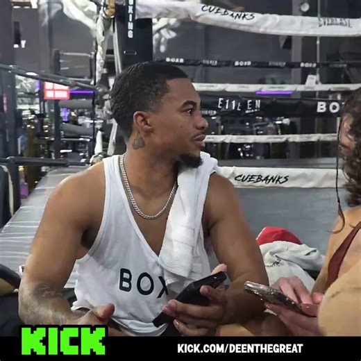 DeenTheGreat and Adrien Broner were SHOCKED after seeing Baby Alien hit the bag with a CLEAN 3-4 piece combos 😳👀