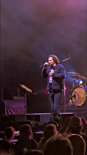 Counting Crows - Mr. Jones LIVE CLIP - Albuquerque, New Mexico (Aug 5, 2025)