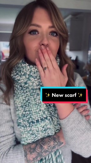 #oddlysatisfying #processvideo #starttofinish #watchme #handwovenscarf #yarn #wool #weaving #handwoven #handmade #craftideas #crafting #crafts #handspun #fibreart #fiberart #diyproject #drumcarder #crafttutorial #trending #blendingboard #makingyarn #satisfyingvideo #StumbleToVictory #relaxingvideo #asmrvideo #weavingloom #artyarn #pliedyarn #weavingloom