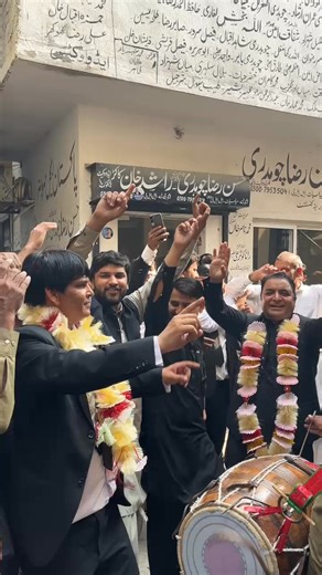 From posters to power, time to serve but bhangra first. Le Adv Waqas Aslam Kahloon : LALA JEE ae zaruri ae😅🙏 | Malik Usama Nasir