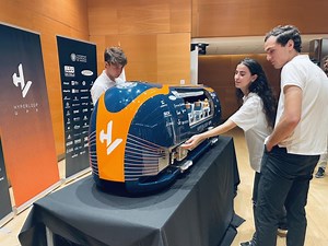 Mensaje de ánimo del rector Capilla al equipo GE Hyperloop UPV