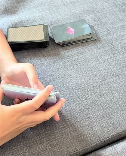 #darlingstarot #dailytarotreading #foryourepage #tarotcommunityoftiktok #relationshipreadings