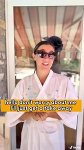 281K views · 9.7K reactions | Per augurarvi un buon ferragosto vi ripropongo uno dei miei primi video di Sarah e Laura (girato esattamente un anno fa) e ispirato alla mia famiglia  | Aurora's Online Language Lessons | Facebook