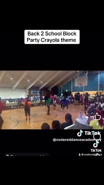 End of the summer performance 🚨‼️#youth #dance #emergency #911 #girls #crayons #blackgirlmagic @Díamond💎