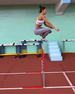 3.6M views · 10K reactions | Hurdling into the new year like...!  We would like to wish everyone a very happy, healthy, prosperous and successful 2021!   From Maryna Bekh-Romanchuk's Instagram | European Athletics | Facebook