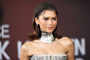Zendaya Dressed Up Her Baggy Boyfriend Jeans with a Super-Tight Corset and New Bob Haircut