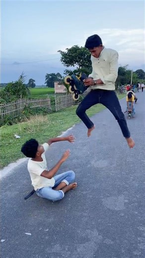 The Ultimate Handstand Challenge: Tips and Tricks!#inlineskating#roadskating#skater#ytshorts#shorts