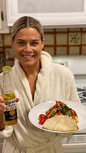 Whether you're at home with family or solo, stay calm, take a break from worrying and let your food give you a big hug. If you have it, grab a six-pack of Corona, chicken, onions, peppers, and tortillas and follow along with me for an easy and delicious supper! Sending you all love, light, and well wishes! #CORAntineCuisine #CORA-ntineCuisine #quarantinecooking #fajitas #Coronajitas @corona | Cat Cora