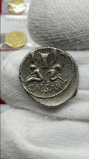 Júlio César, 49-44 BC. AR Denario. Bela. The Roman Republic