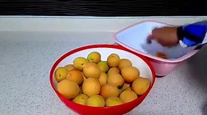 5.2K views · 35 reactions | KAYISI REÇELİ NASIL YAPILIR ✔️ KARBONATLI SUDA TANE TANE KAYISI REÇELİ TARİFİ / REÇEL TARİFLERİ | Sağlıklı Yaşam | Facebook