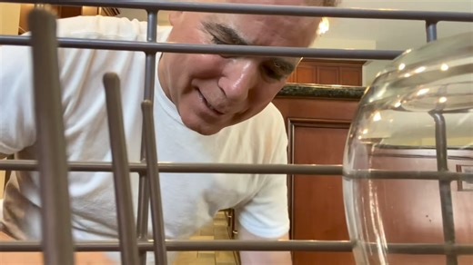 Is there a right way to load a dishwasher? #lostinla @thebumblesnot | John Gregory