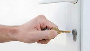 New Jersey police warn people to lock their doors