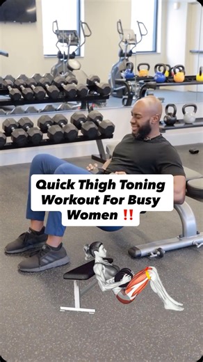Dr. Akanni Salako | Women’s Weight Loss Coach on Instagram: "Comment ‘DAY 1 ’ for my free 45-Minute Lower Body Workout 🔥🍑 Ladies, let’s be real: you don’t just want to “lose weight”… you want to sculpt thighs that look toned in heels, fill out your favorite jeans, and finally see your booty lift instead of flatten. I know you’re tired of: ❌ Doing endless squats and wondering why nothing is changing ❌ Workouts that only leave you sore, not sculpted ❌ Feeling like your legs will never look leane