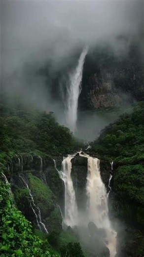 📍Nanemachi Waterfall Trek