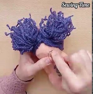 132K views · 4.1K reactions | Sadece bir çorap teki ve örgü ipi ile çorabı hiç kesmeden bu şirin oyuncak bebeği çocuğunuz için yapabilirsiniz! | Sewing Time | Facebook