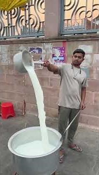 Lucknow’s Viral Tandoori Chai | Hot Earthen Pot Chai Making | Street Food Magic in India