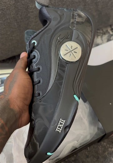 Way of Wade 12 “Obsidian” Unboxing . 🔗 in bio to cop today with code “crosbykicks10” #tonycrosbyy #crosbykicks