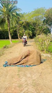 15M views · 52K reactions | One was sitting on the side of the road. And he left with his motorcycle#funny | সুজন ভাই | Facebook