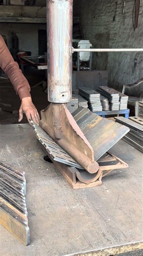 Gobal Rambi Bending with Hydraulic Press Machine Using 5 Ton Pressure #hydraulicpress
