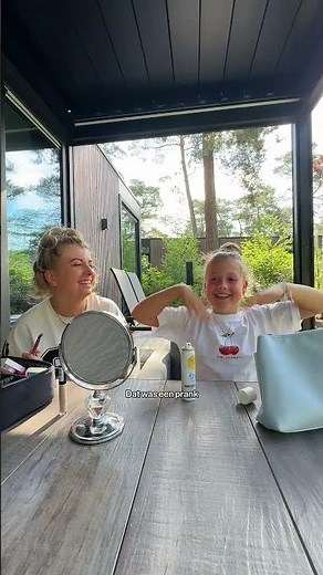 Voor NOG meer ‘lol’ moet je even de weekvlog kijken die nu online staat op mijn kanaal 😏