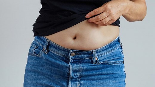 What Causes Belly Button Discharge? Expert Explains Why Your Navel Is Wet and Smelly