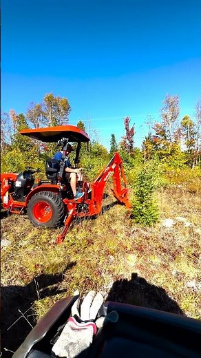 Fall tree planting kubota b2301! 🙏🏻💪🏻🥰☀️